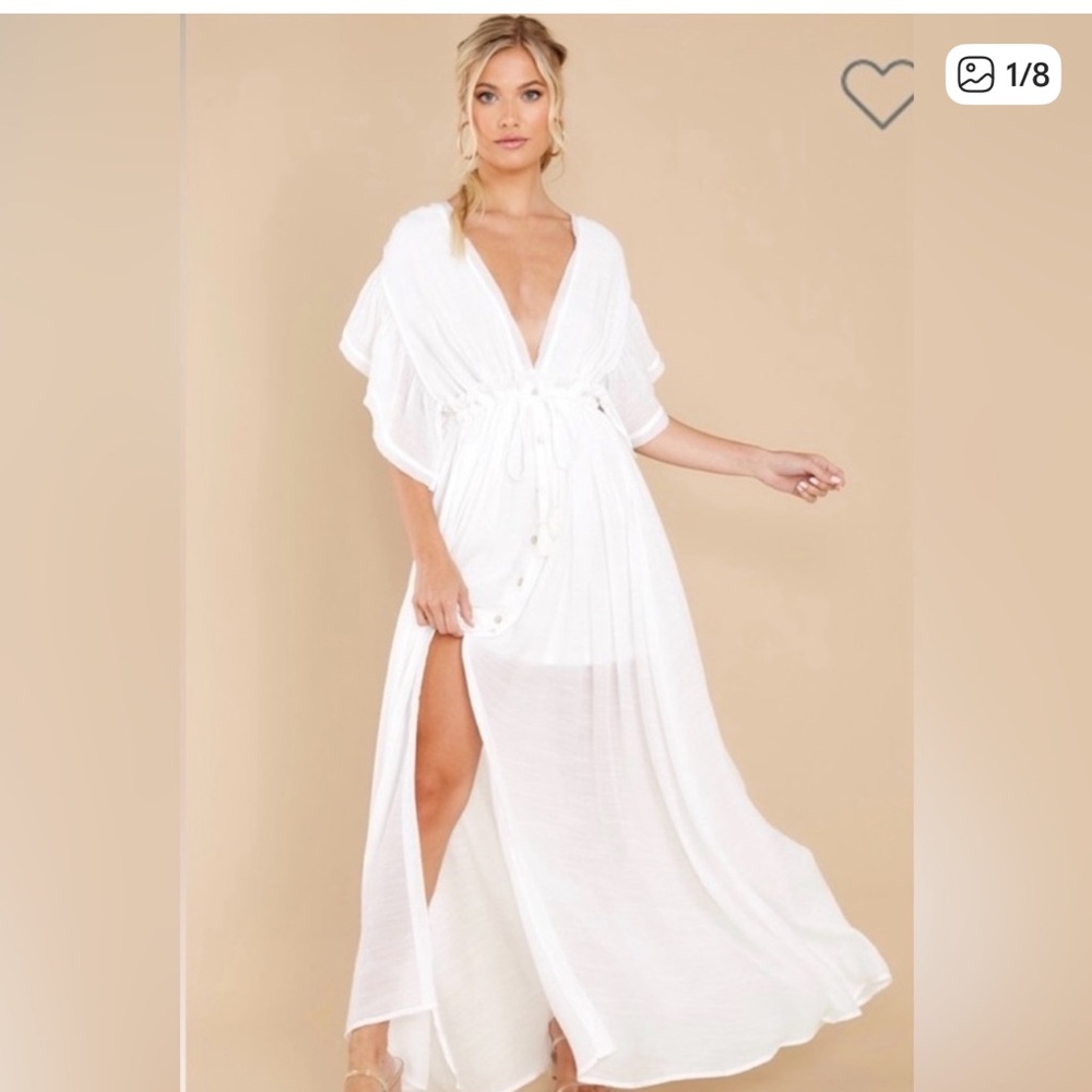NWT Aakaa Elegant White Maxi Dress Size Medium